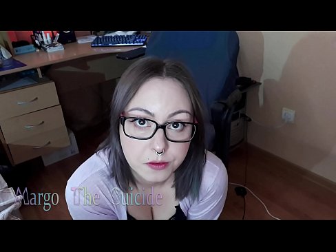 ❤️ Seksi djevojka s naočalama duboko siše dildo na kameri Seks video na hr.xxxpornimages.ru ﹏