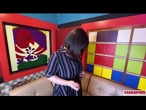 ❤️ Japanska slatkica s velikim sisama masturbira seks igračkama i doživi orgazam. U intervjuu govori o svom jebenom iskustvu. Ogromne sise i dlakava maca glasno stenju. Osakaporn Seks video na hr.xxxpornimages.ru ﹏